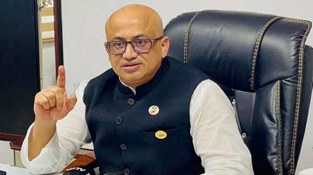 আমাকে সম্মান দিয়ে কথা বলুন, বিএনপির উদ্দেশে মুরাদ হাসান